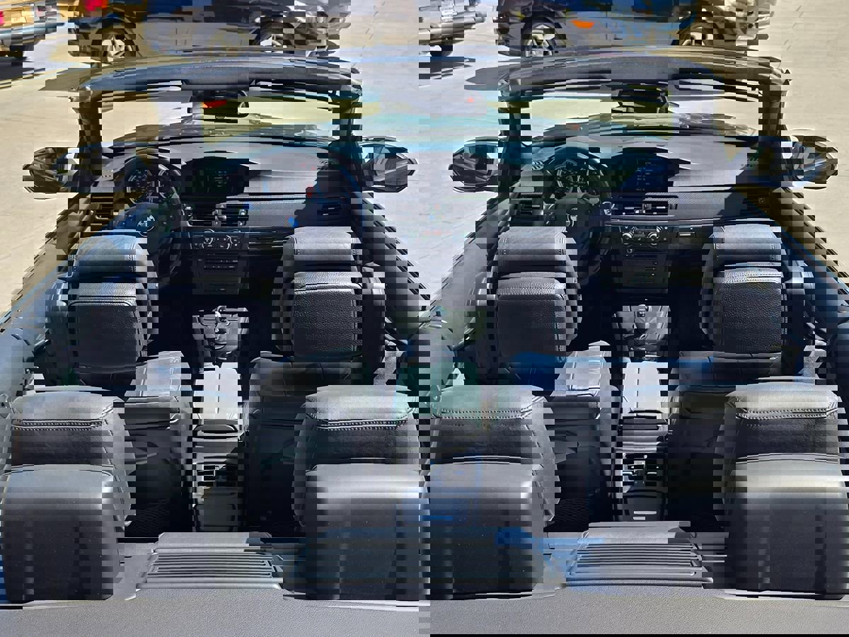 Used 2012 BMW M3 image 16