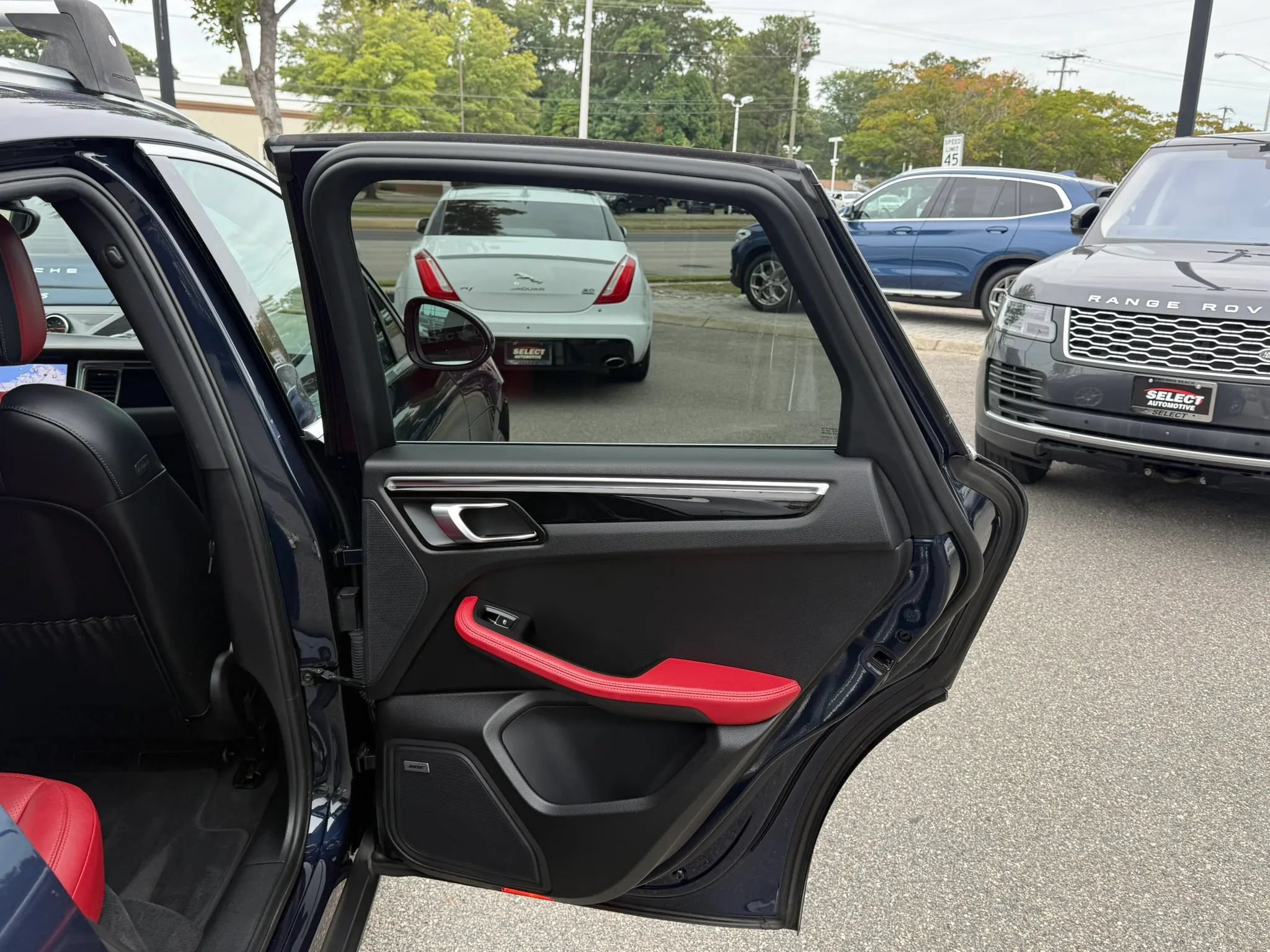 Used 2018 Porsche Macan S AWD/4WD image 24