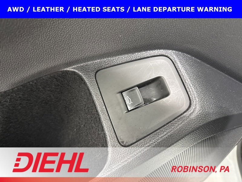 Used 2024 Volkswagen Tiguan SE image 22