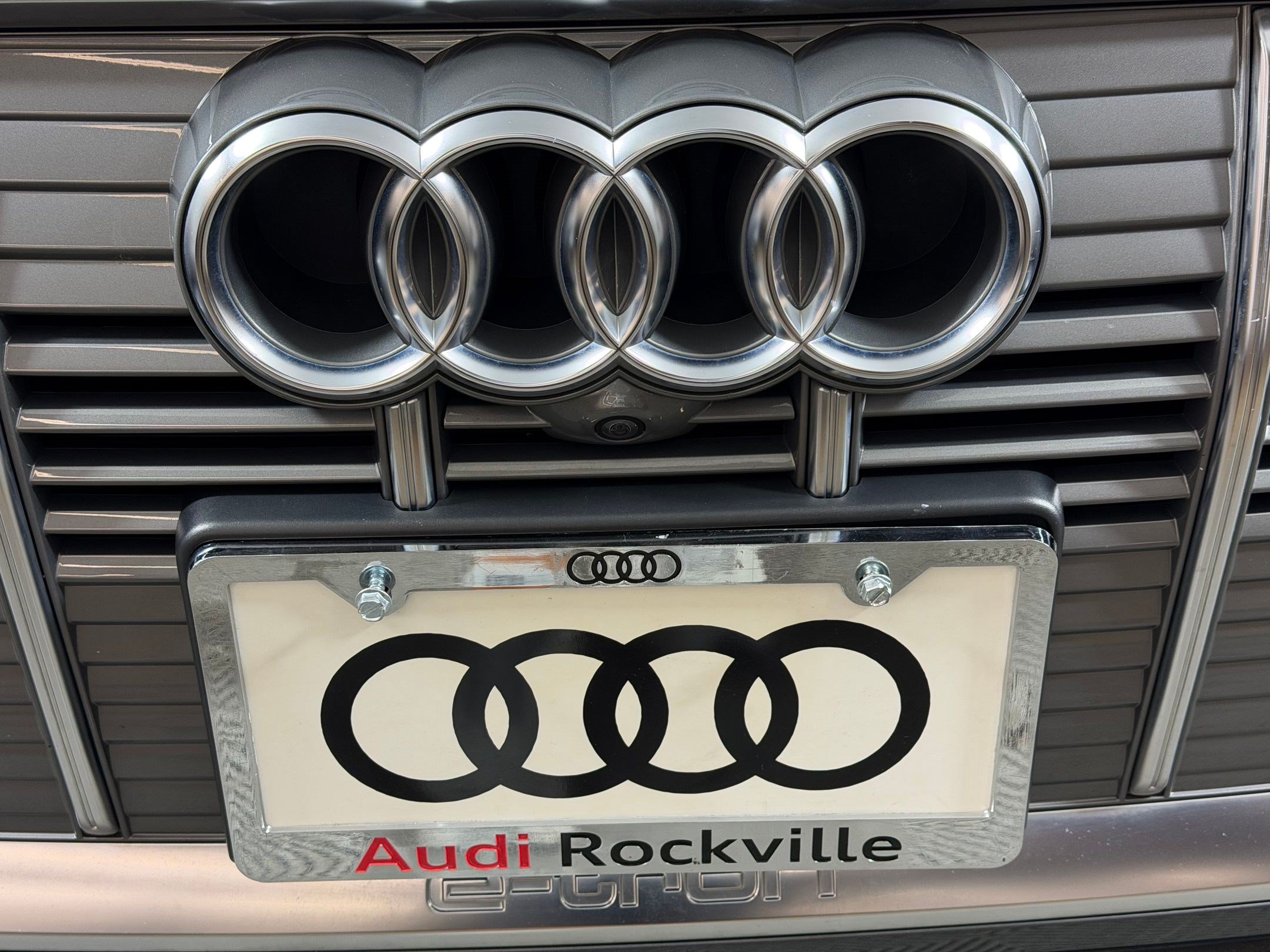 Certified 2021 Audi e-tron Premium Plus w/ Premium Plus Package AWD/4WD image 27