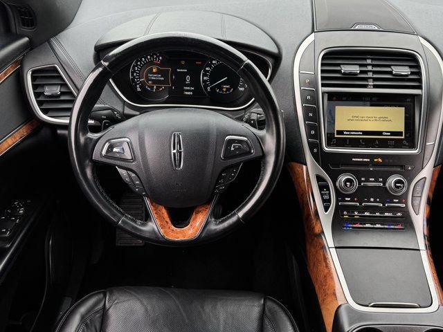 Used 2018 Lincoln MKX Reserve w/ Lincoln MKX Climate Package image 12