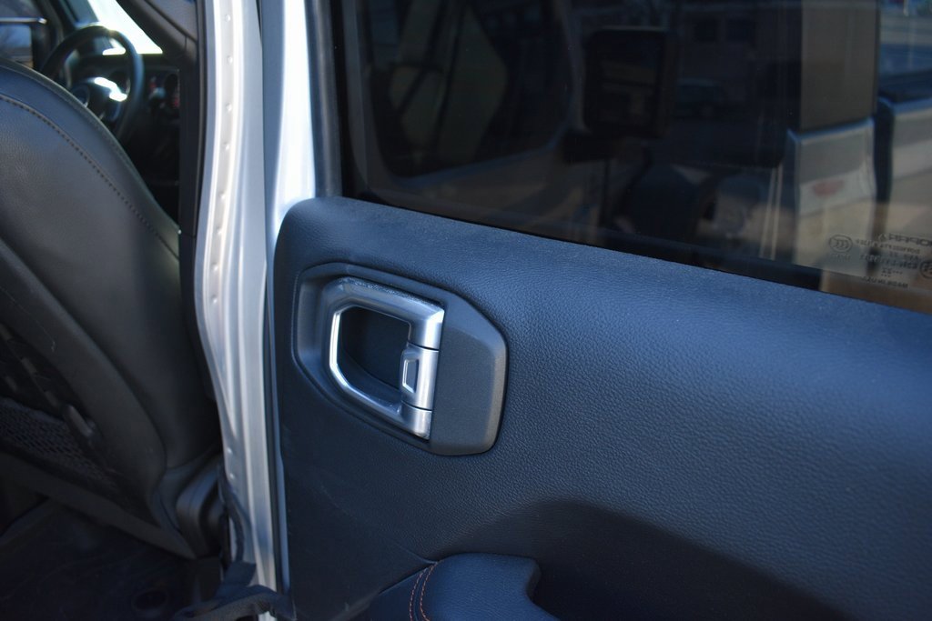 Used 2022 Jeep Gladiator Mojave w/ LED Lighting Group image 28