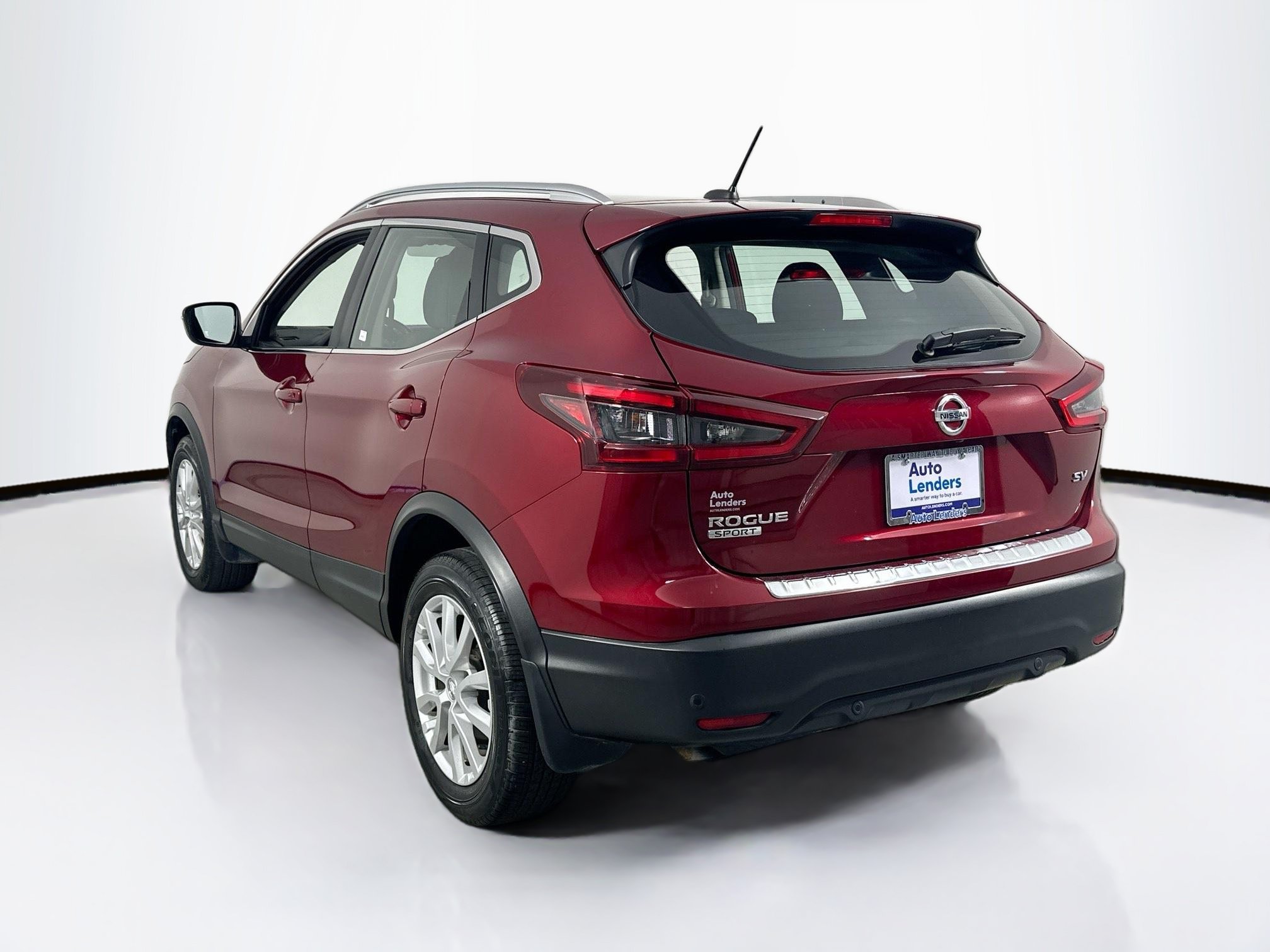 Used 2022 Nissan Rogue Sport SV FWD image 7