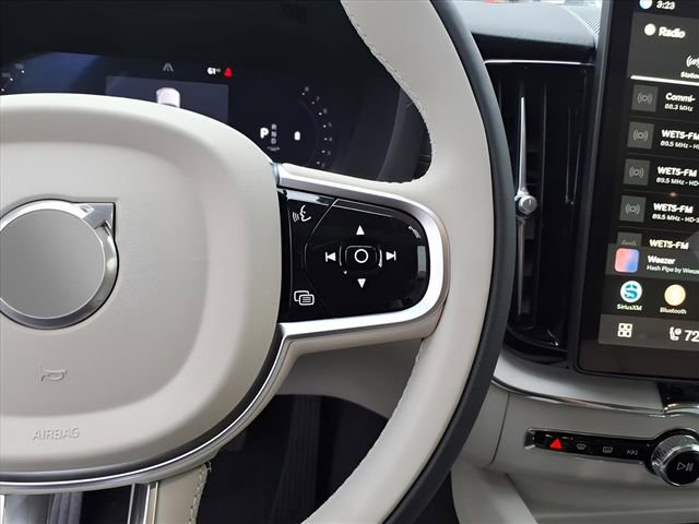 New 2026 Volvo XC60 B5 Ultra w/ Protection Package Premier image 17