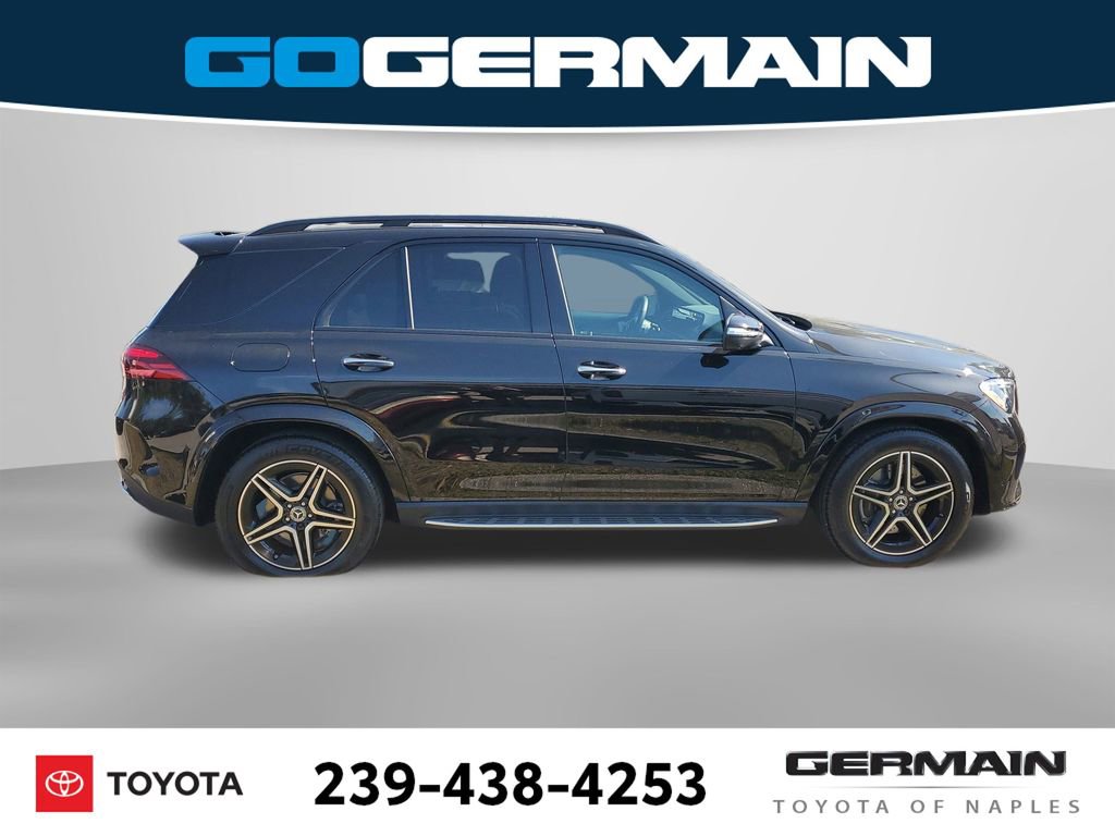 Used 2025 Mercedes-Benz GLE 450 4MATIC w/ AMG Line Exterior image 7