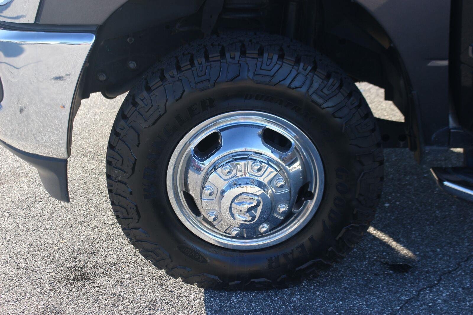 Used 2023 RAM 3500 Big Horn w/ Level 1 Equipment Group AWD/4WD image 41
