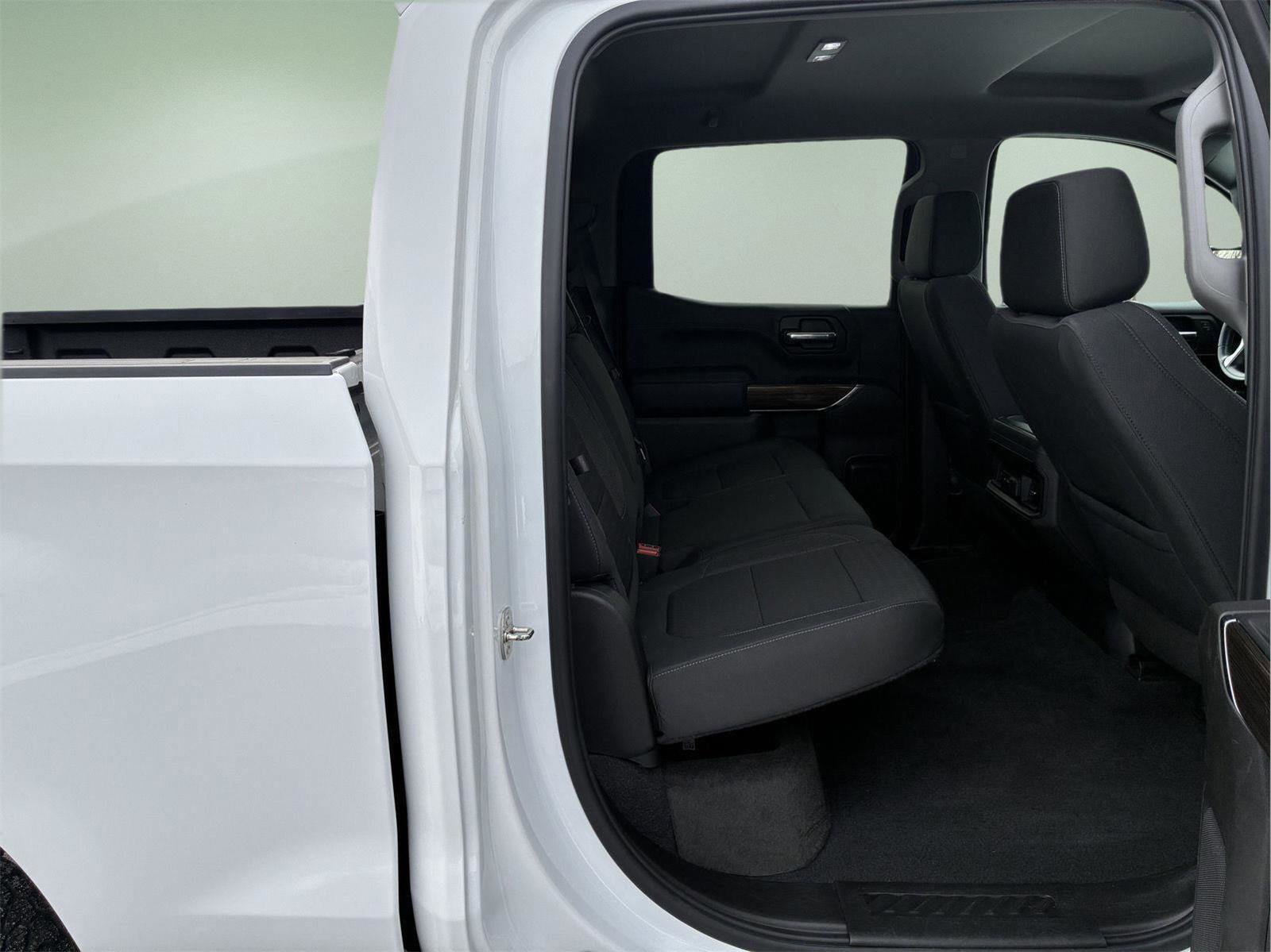 Used 2020 Chevrolet Silverado 1500 LT Trail Boss image 27