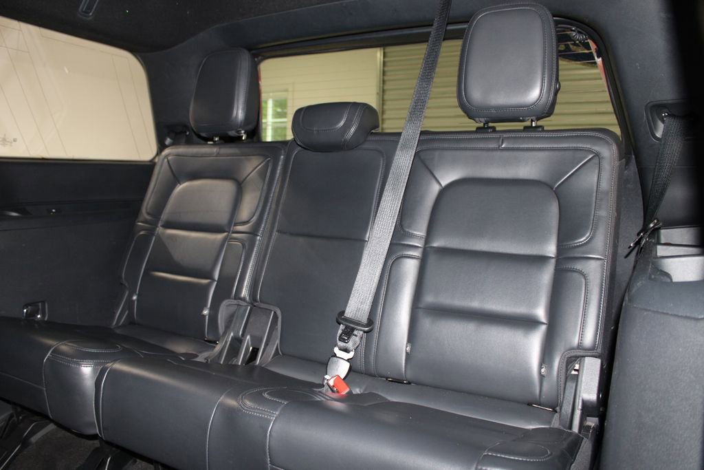 Used 2023 Lincoln Navigator Reserve AWD/4WD image 28