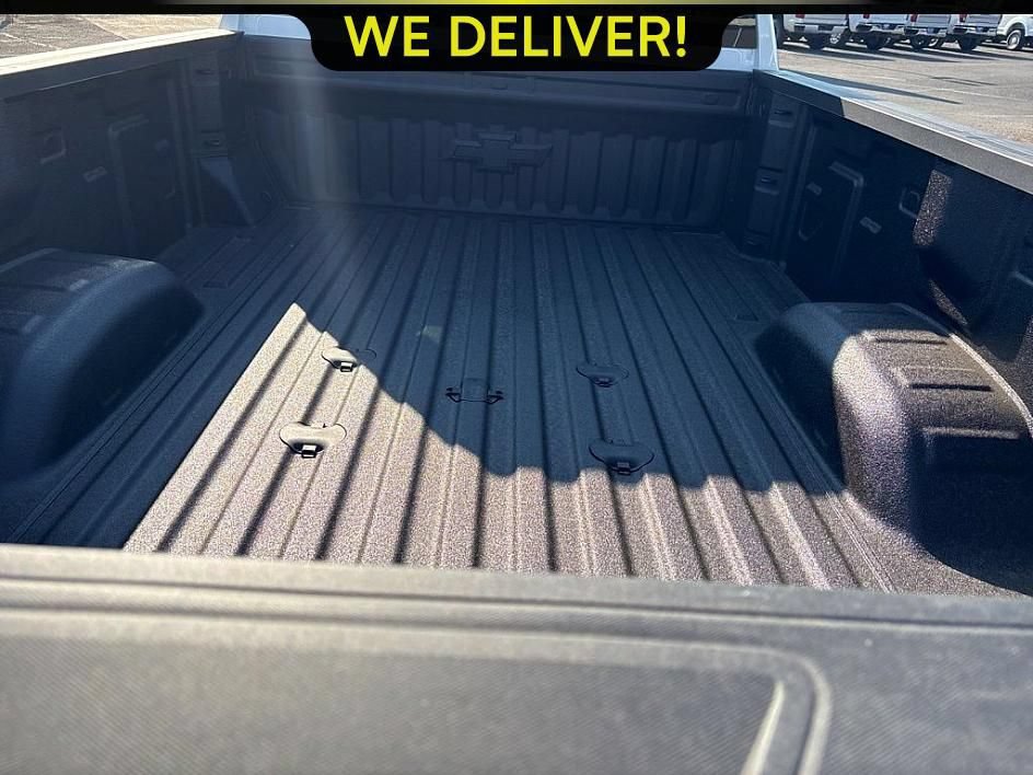 New 2025 Chevrolet Silverado 3500 LTZ w/ LTZ Premium Package AWD/4WD image 11