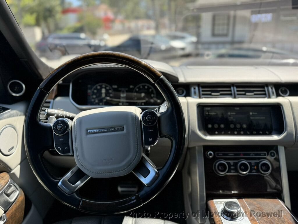 Used 2017 Land Rover Range Rover Long Wheelbase Autobiography AWD/4WD image 15