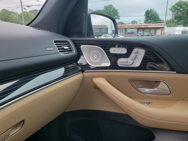 Used 2024 Mercedes-Benz GLS 450 4MATIC image 32