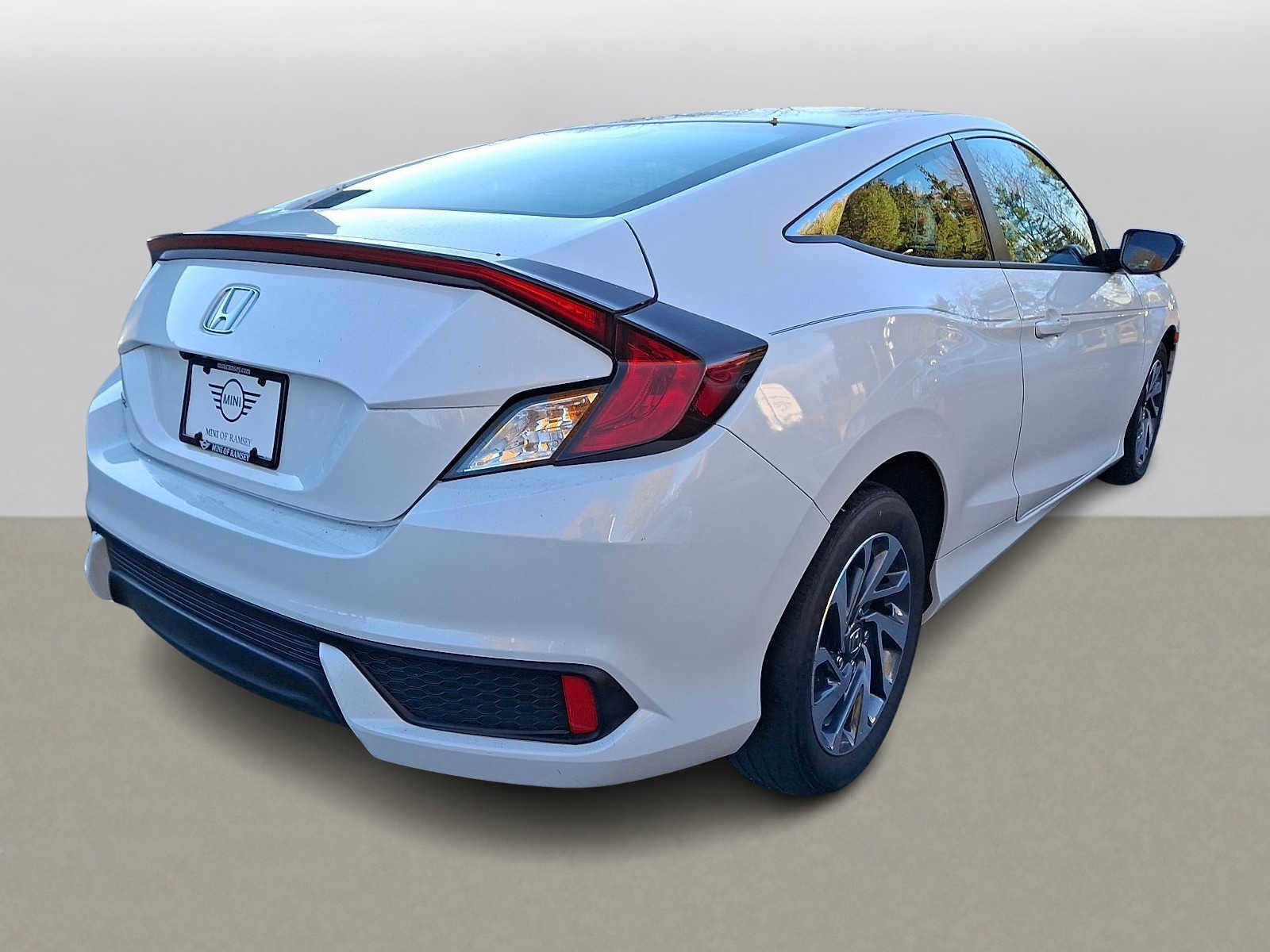 Used 2019 Honda Civic LX image 4
