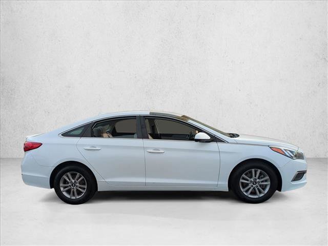 Used 2016 Hyundai Sonata SE image 4