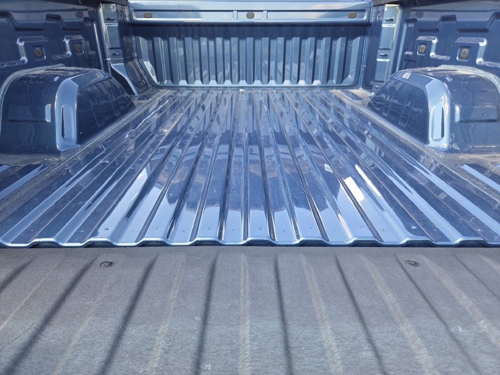 Used 2024 Chevrolet Silverado 1500 LT RWD image 26