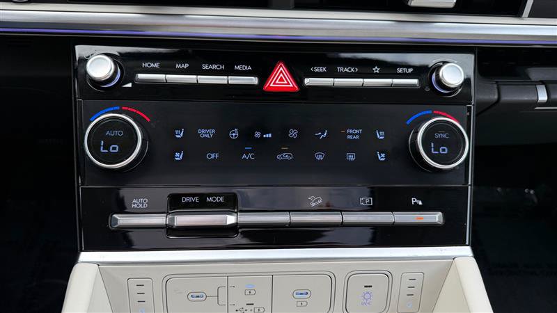 Used 2025 Hyundai Santa Fe Calligraphy FWD image 42