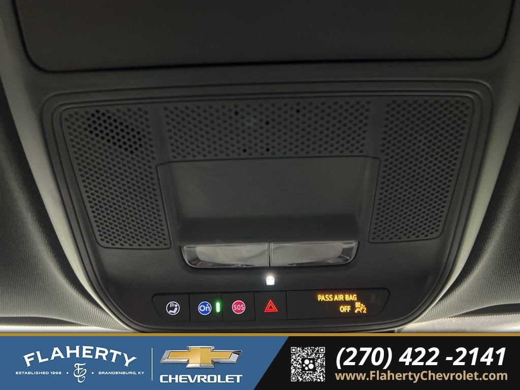 Used 2024 Chevrolet Traverse LT FWD image 34