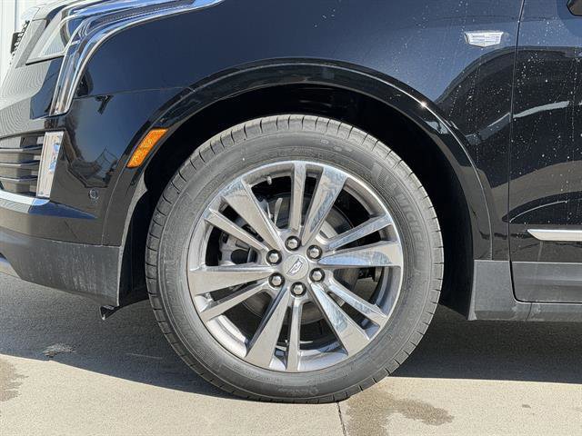 New 2026 Cadillac XT5 Premium Luxury w/ Driver Assist Package AWD/4WD image 9
