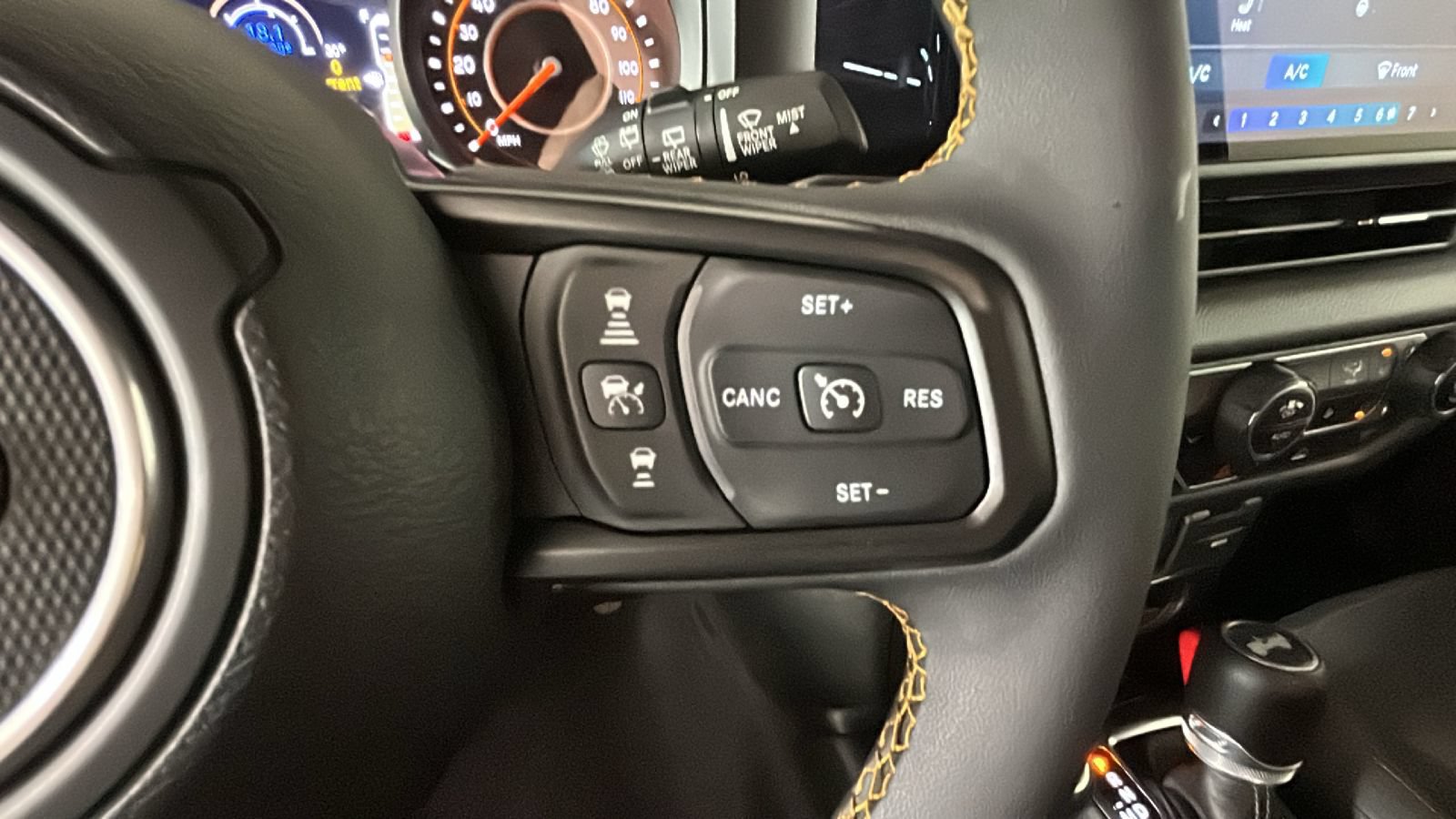 Used 2024 Jeep Wrangler Unlimited Sport AWD/4WD image 18