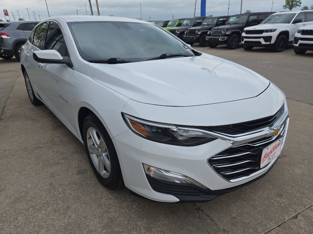 Used 2024 Chevrolet Malibu LS FWD image 14