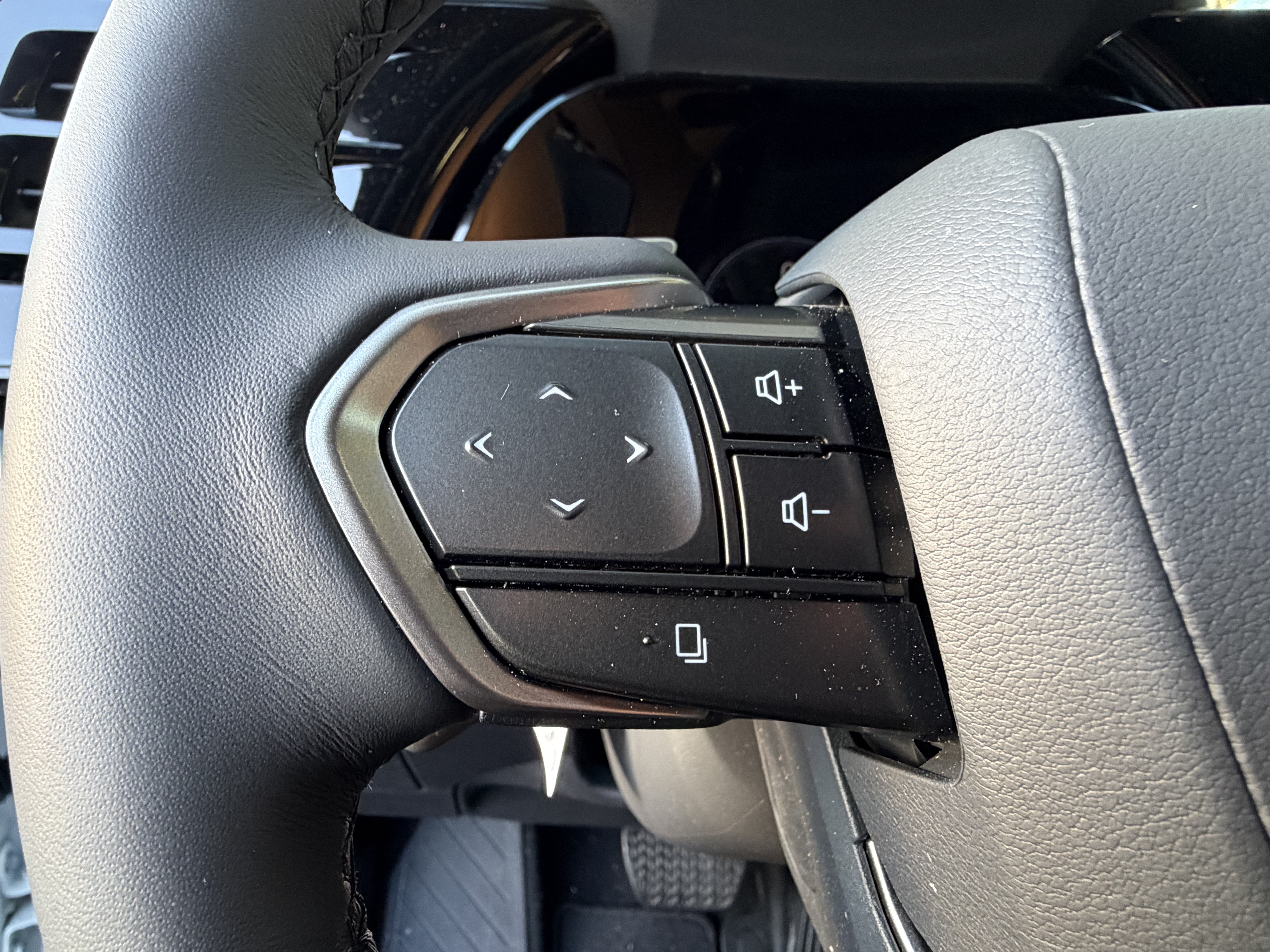 Certified 2024 Lexus RX 350 Premium Plus w/ Convenience Package FWD image 18