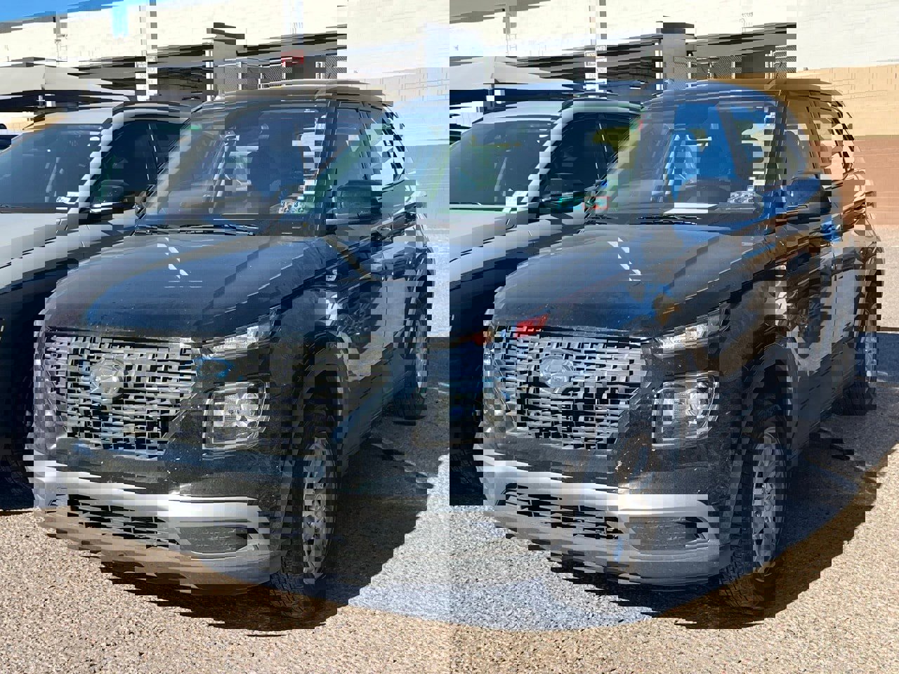 Certified 2023 Hyundai Venue SE image 3