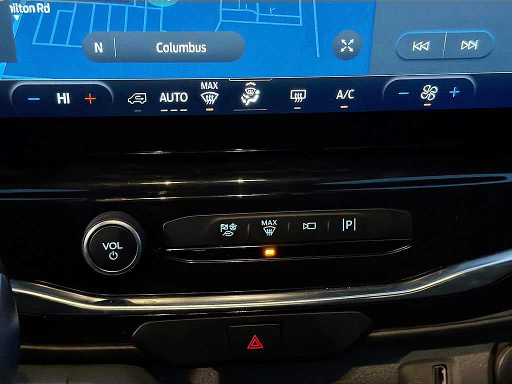 Used 2023 Ford Transit 350 XLT image 33