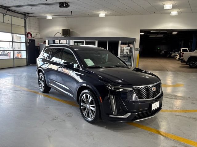 Used 2021 Cadillac XT6 Premium Luxury AWD/4WD image 3
