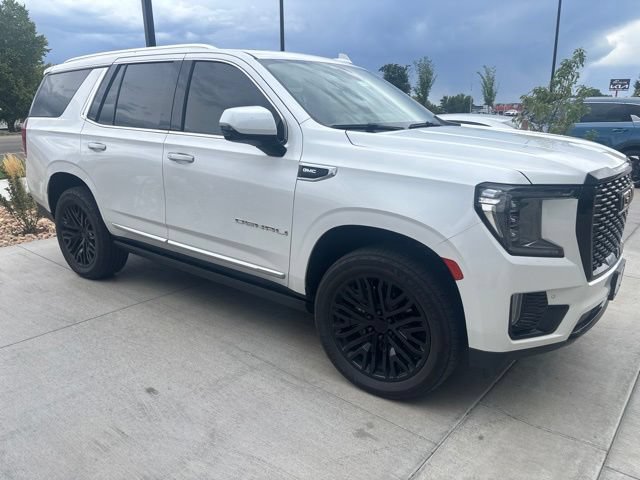 Used 2021 GMC Yukon Denali w/ Denali Ultimate Package AWD/4WD image 2