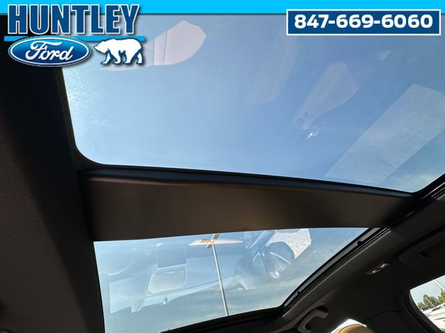 Used 2022 Lincoln Corsair Reserve w/ Equipment Group 201A AWD/4WD image 17