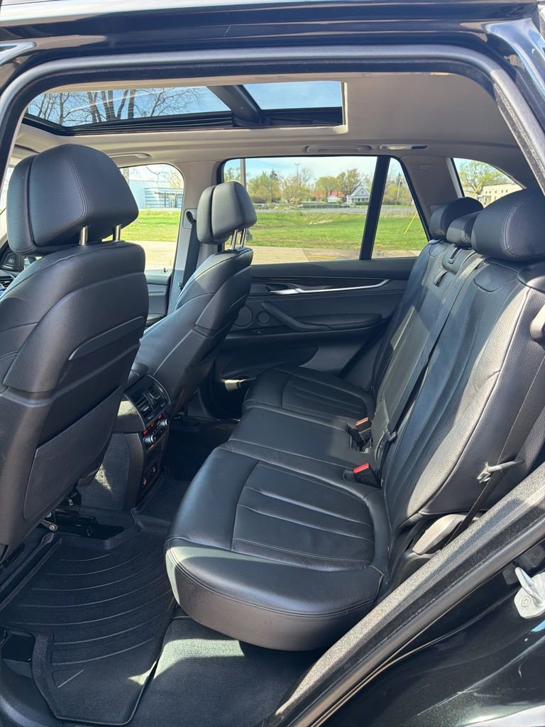 Used 2014 BMW X5 xDrive35d image 17
