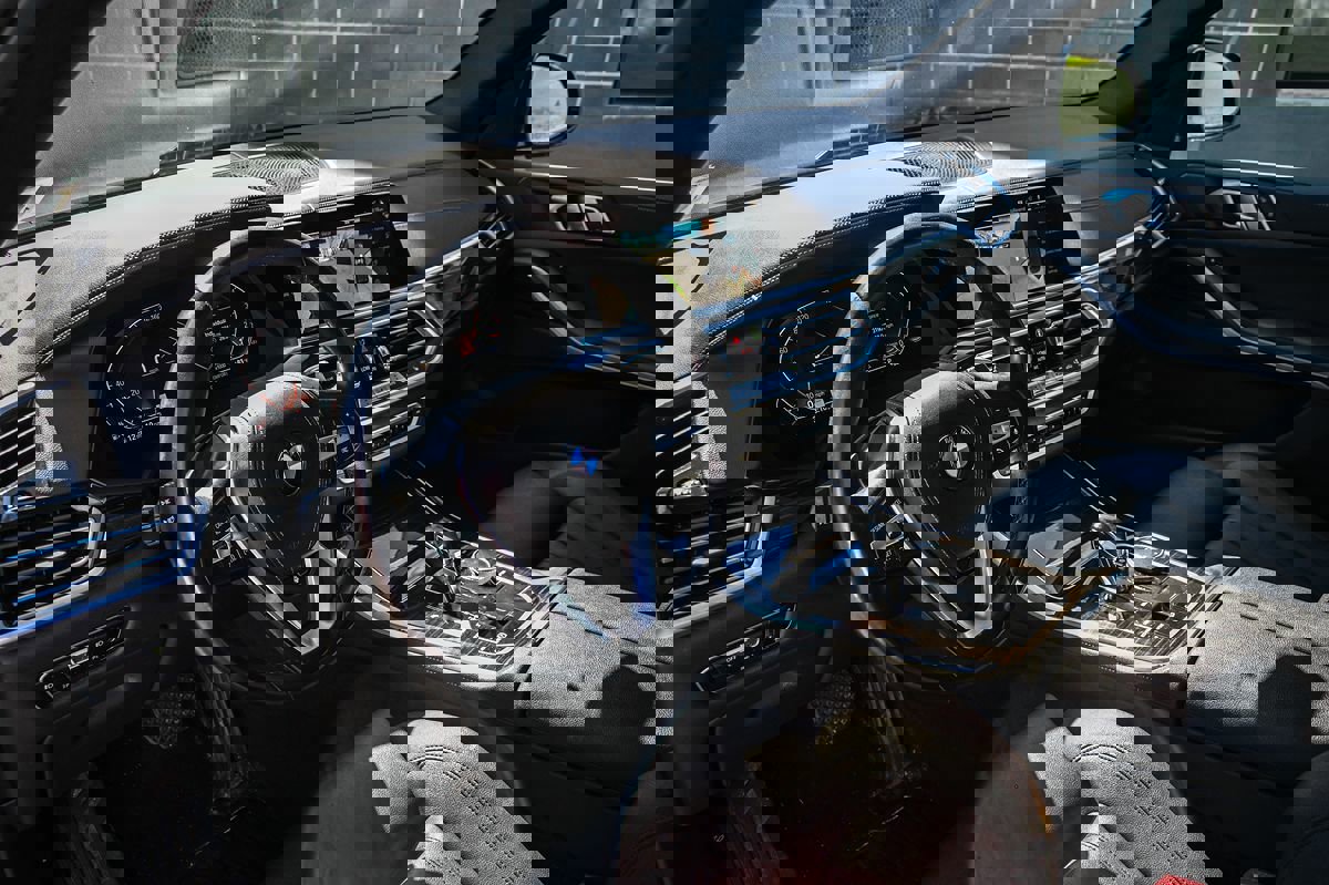 Used 2021 BMW X5 xDrive40i w/ Convenience Package image 9