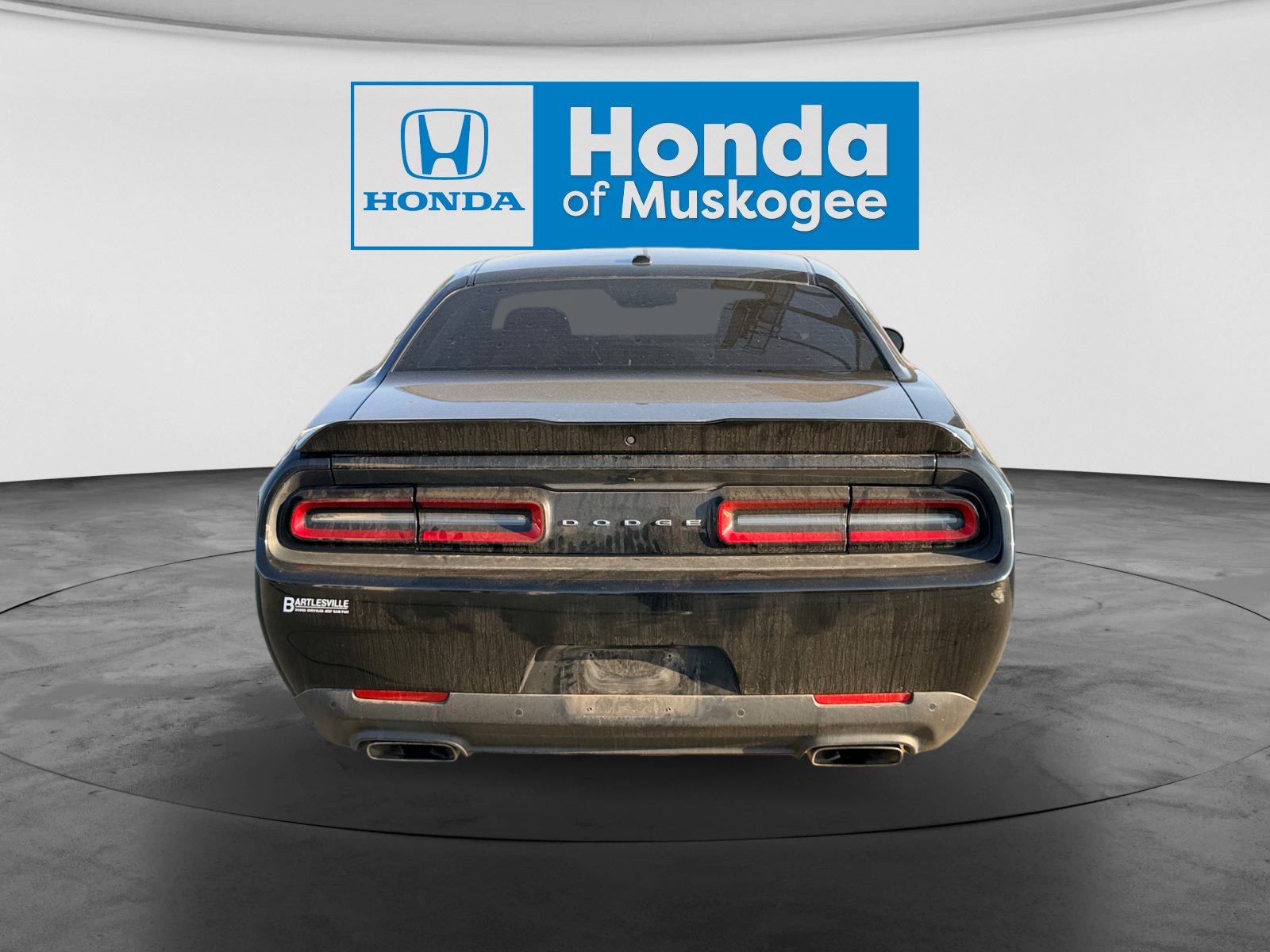 Used 2022 Dodge Challenger R/T RWD image 6