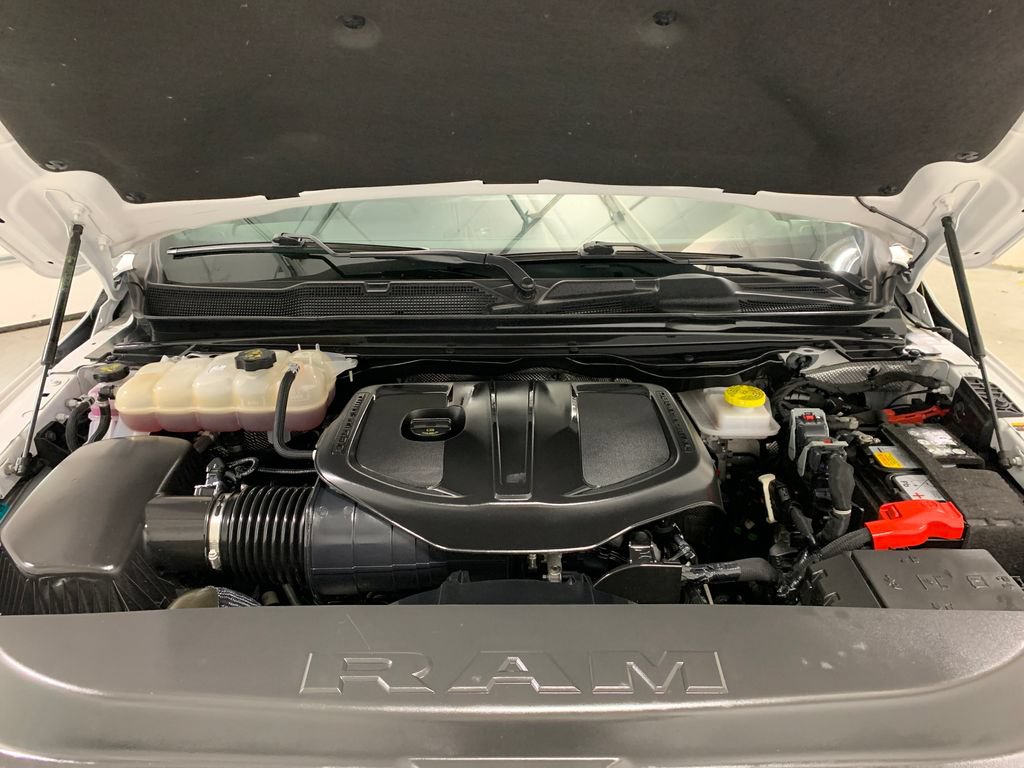 Used 2025 RAM 1500 Big Horn AWD/4WD image 16