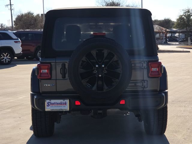 Used 2021 Jeep Wrangler Unlimited Sahara w/ Cold Weather Group image 7