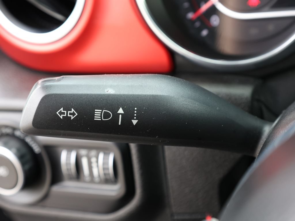 Used 2020 Jeep Wrangler Unlimited Rubicon AWD/4WD image 38