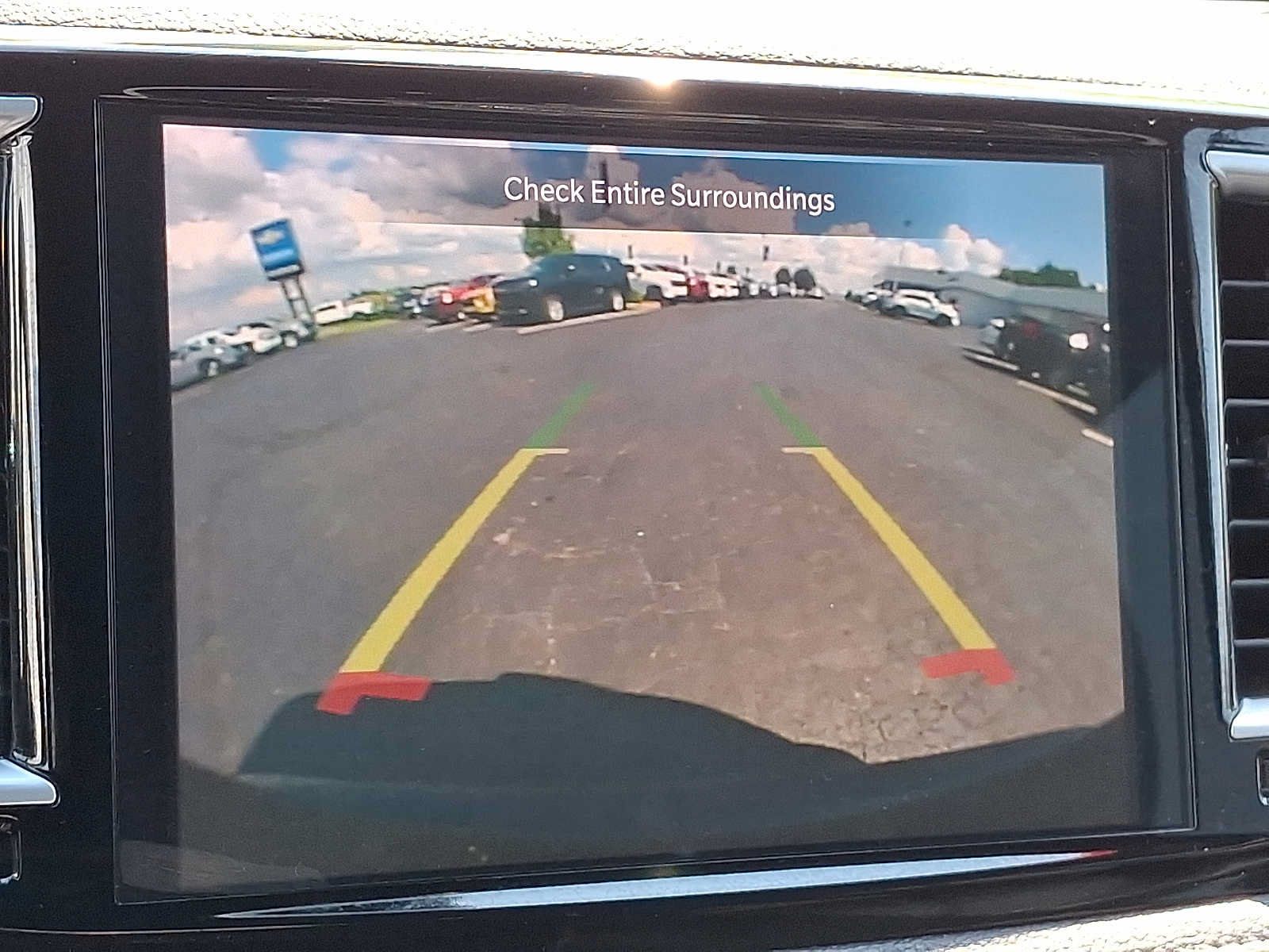 Used 2025 Chrysler Pacifica Limited FWD image 20
