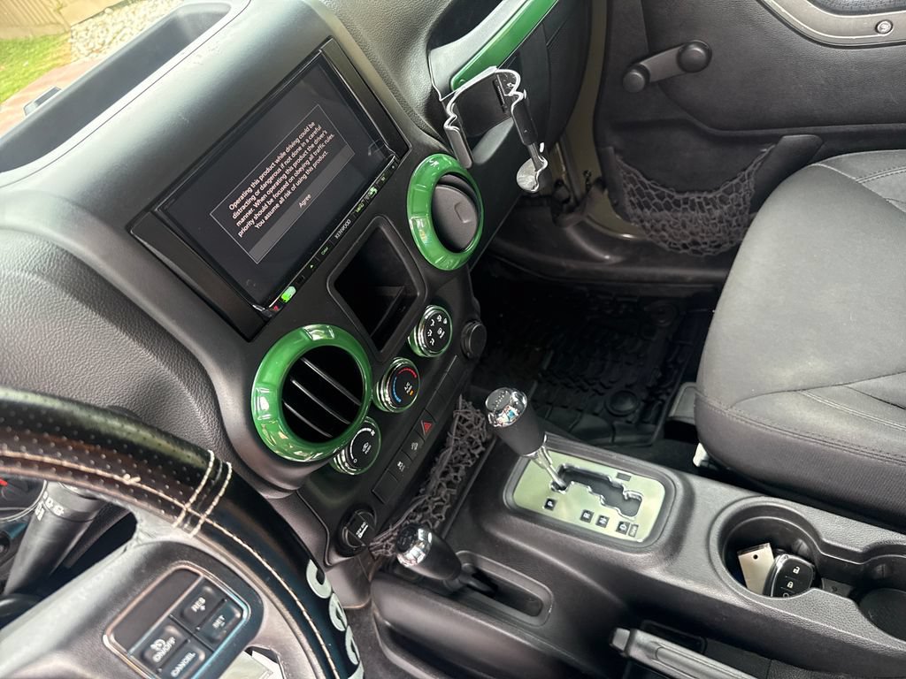 Used 2015 Jeep Wrangler Sport AWD/4WD image 18