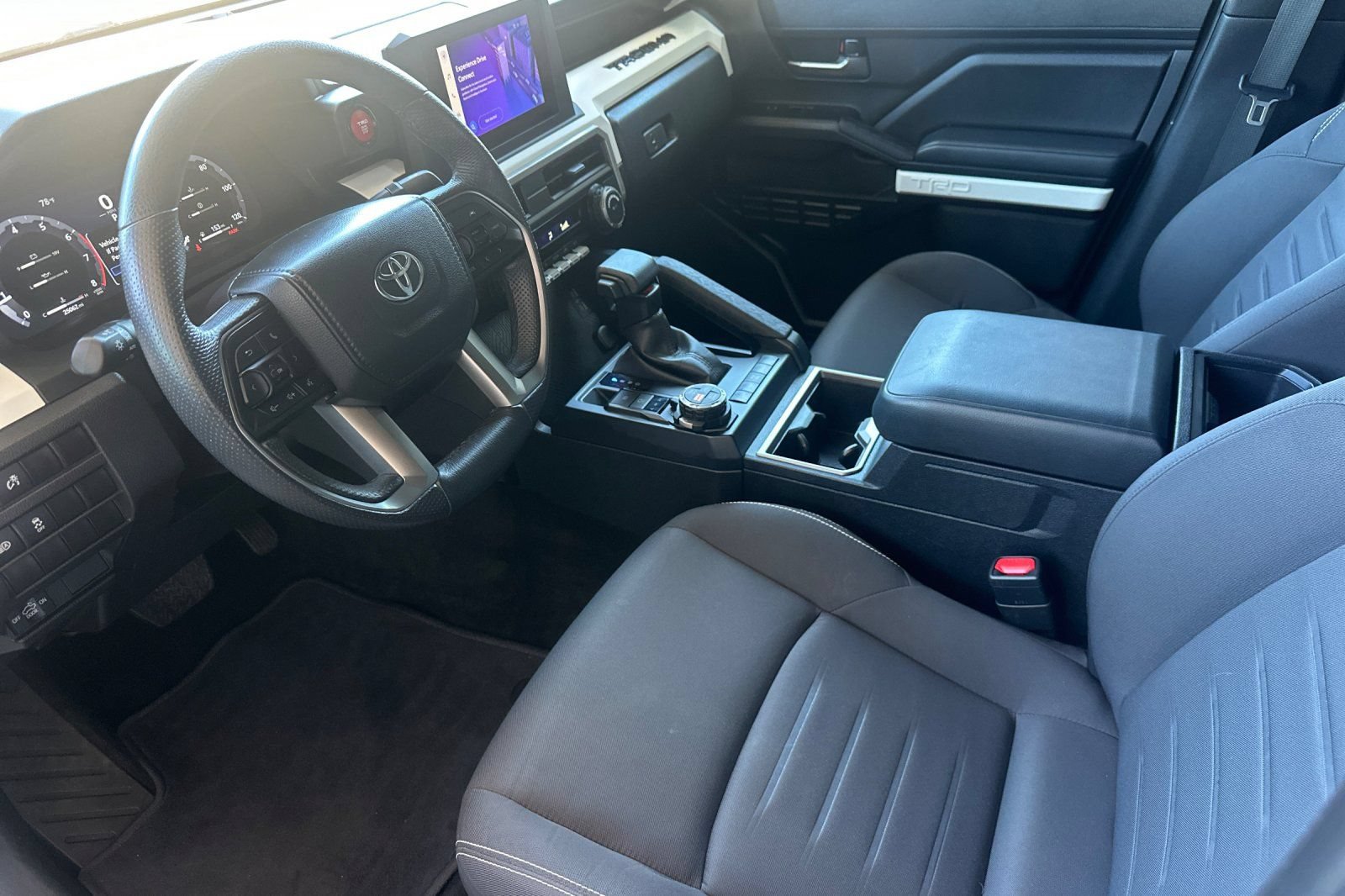 Used 2024 Toyota Tacoma TRD Off-Road AWD/4WD image 9