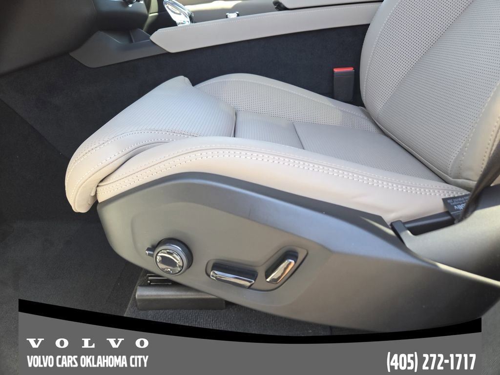 New 2026 Volvo XC90 T8 Ultra w/ Lounge Package image 23