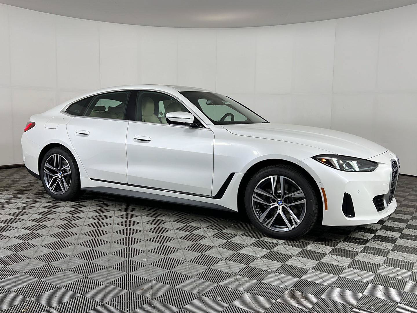 New 2026 BMW 430i xDrive w/ Premium Package AWD/4WD image 15