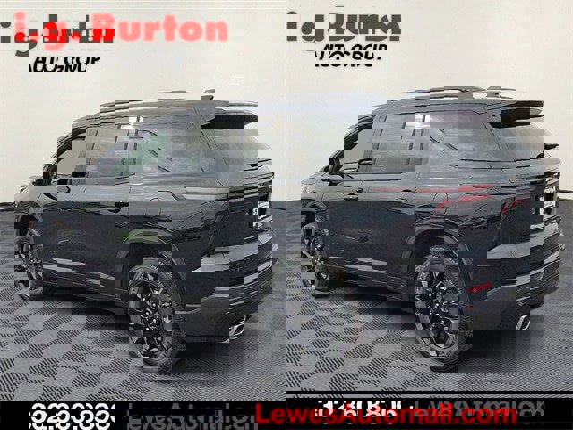 New 2025 Chevrolet Traverse LT w/ Enhanced Driving Package image 3