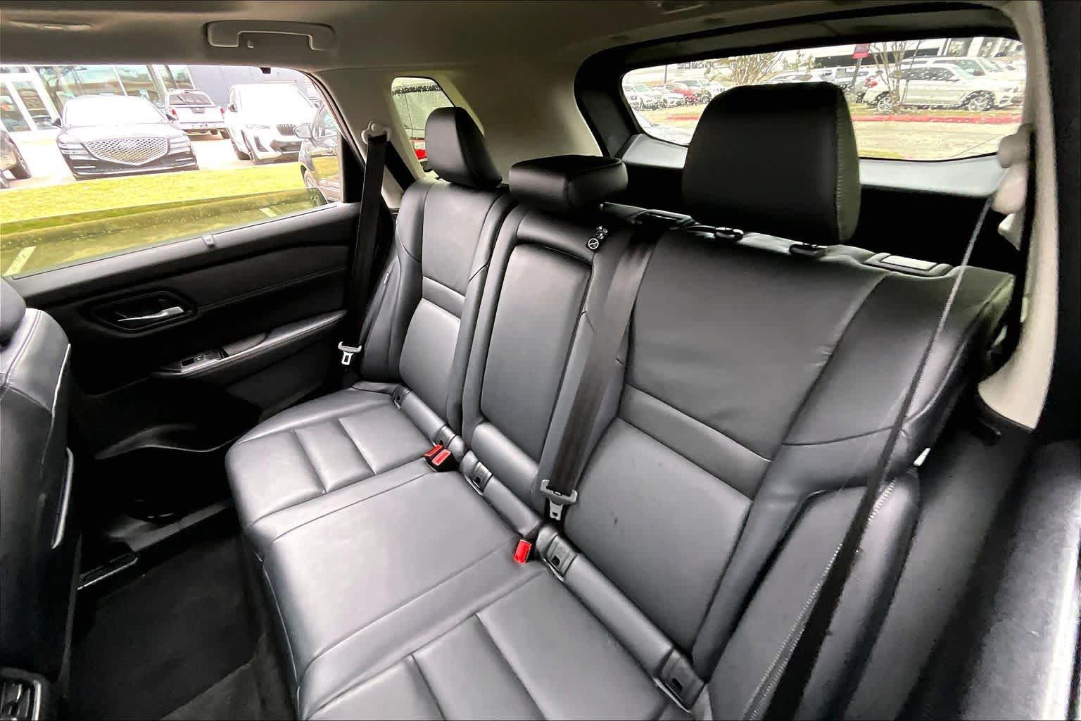 Used 2025 Nissan Rogue SL w/ Tech Package FWD image 19