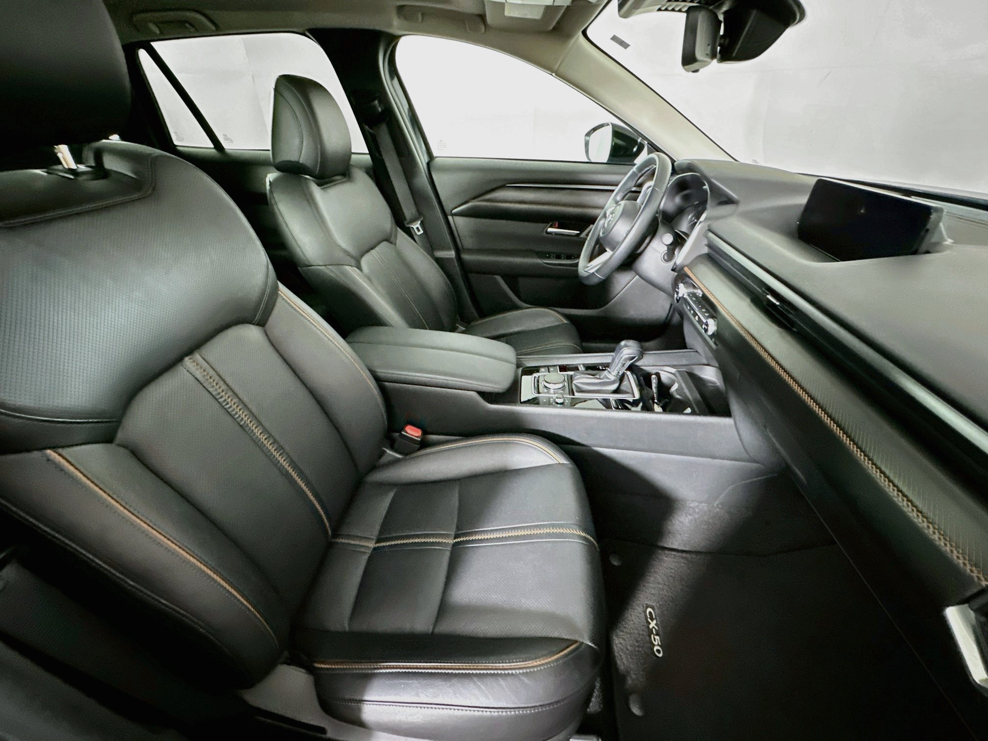 Used 2025 MAZDA CX-50 AWD 2.5 S w/ Premium Plus Pkg image 34