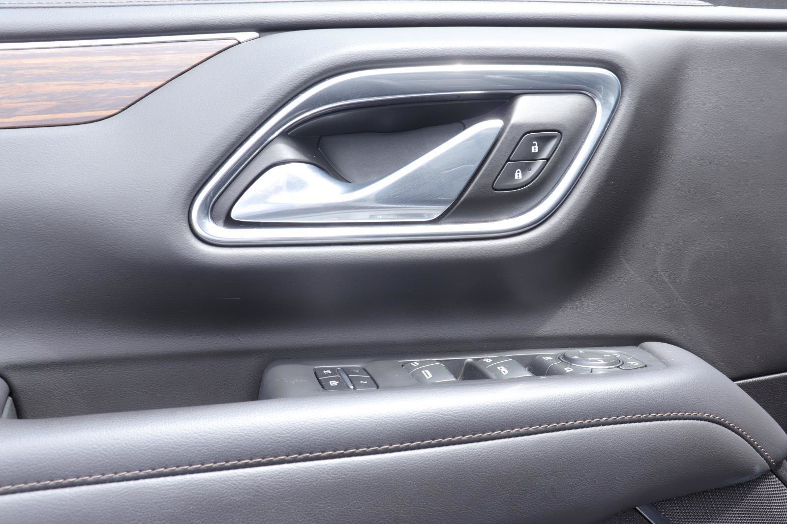 Used 2021 Chevrolet Tahoe High Country AWD/4WD image 28