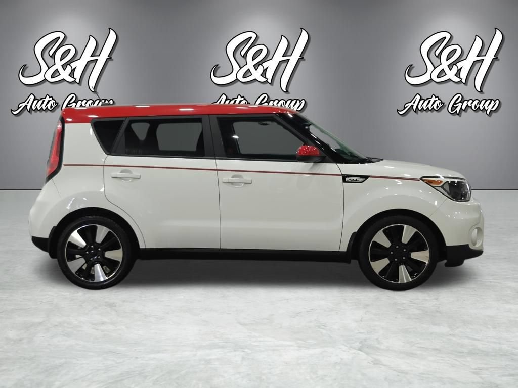 Used 2017 Kia Soul + w/ Designer's Package FWD image 21