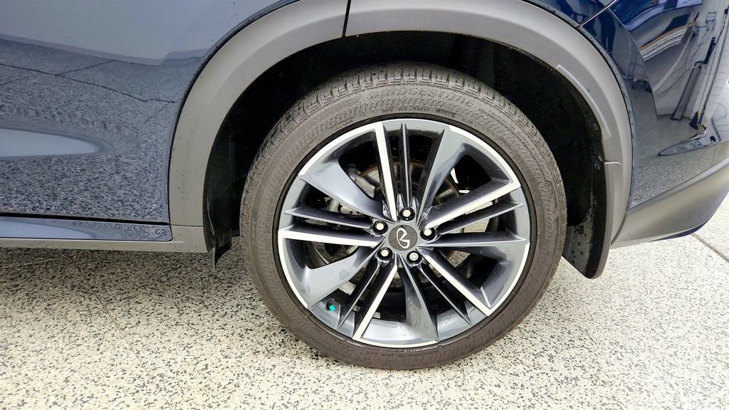 Used 2024 INFINITI QX50 Sport FWD image 9