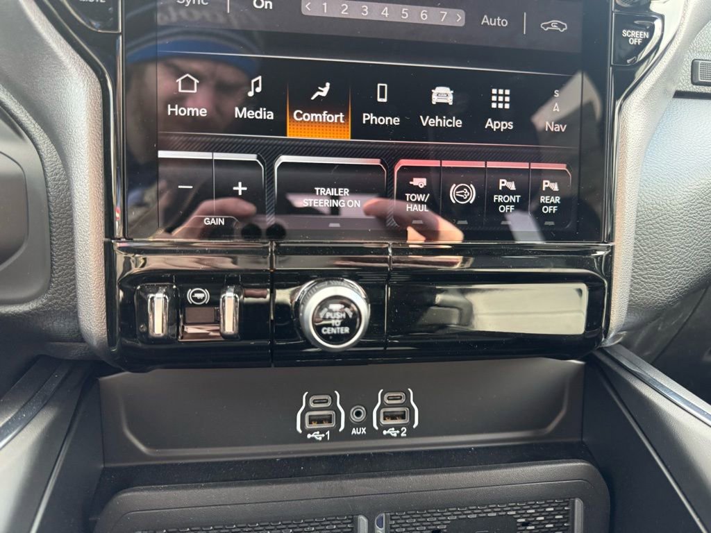 New 2025 RAM 2500 Laramie image 59