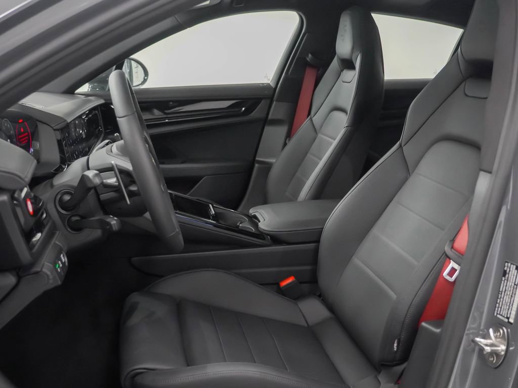 Certified 2025 Porsche Panamera 4 AWD/4WD image 5