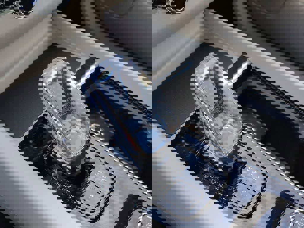 New 2026 Volvo XC60 B5 Ultra w/ Protection Package Premier image 32