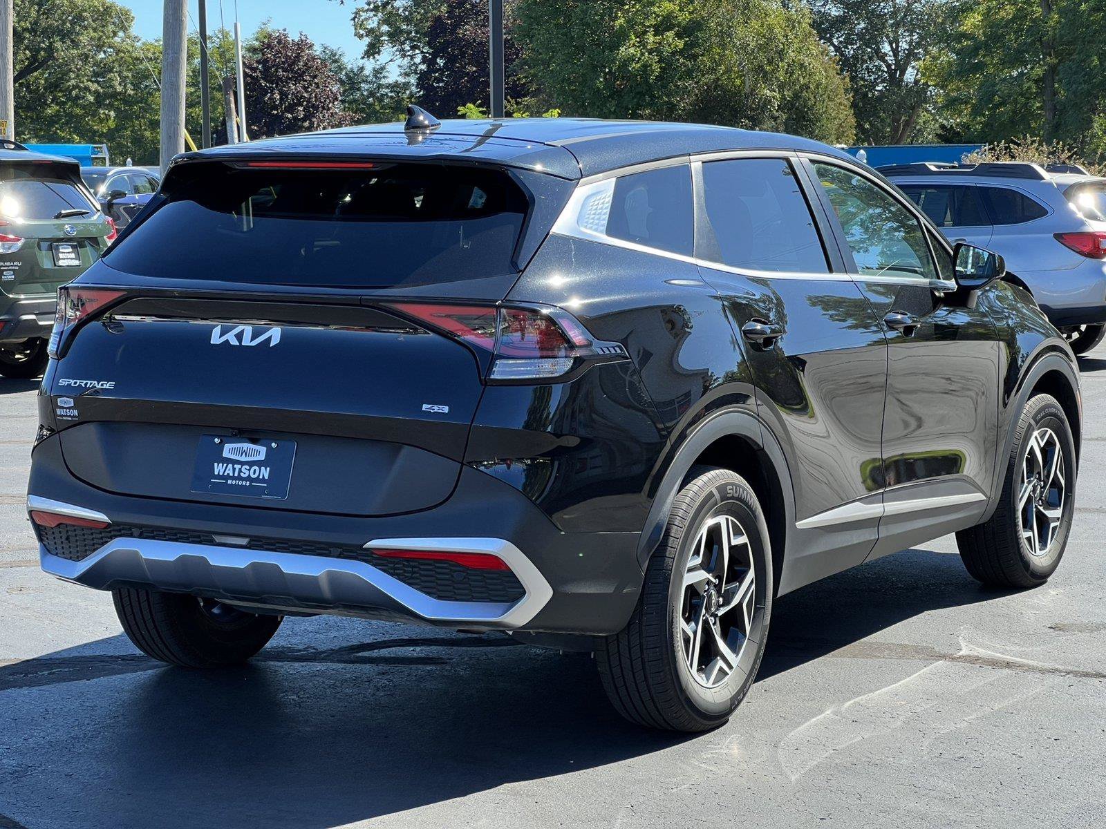Used 2023 Kia Sportage LX AWD/4WD image 36